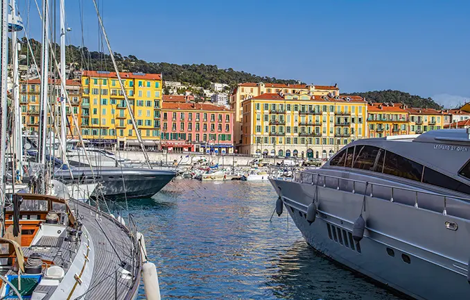 Hafen von Nizza (Nice) in Süd-Frankreich
