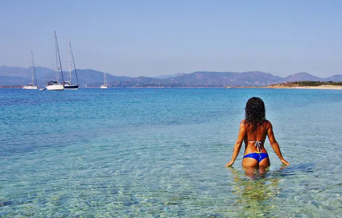 Yachtcharter Korsika - ankern und baden