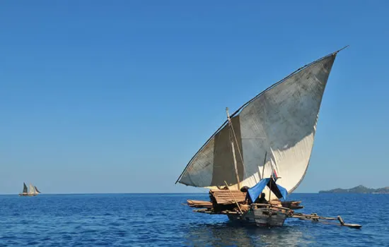 Traditionelles Segeln vor Madagaskar